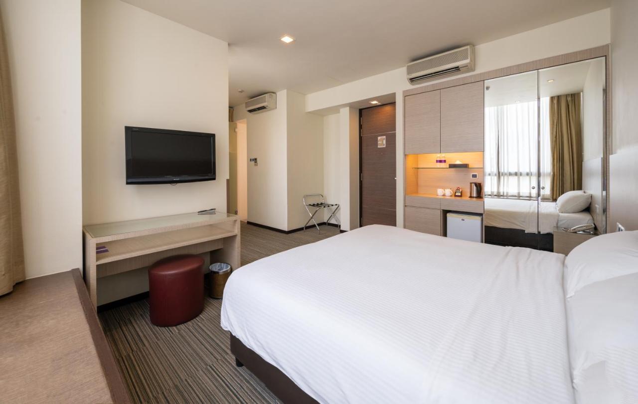Aqueen Hotel Lavender Сингапур Екстериор снимка