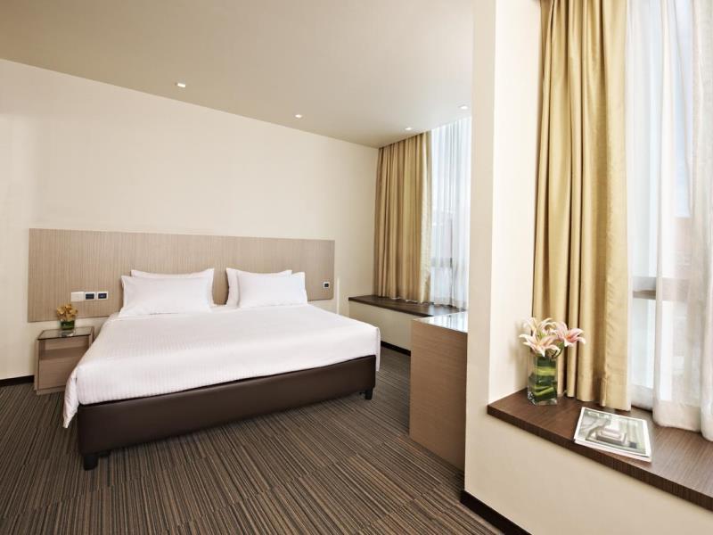 Aqueen Hotel Lavender Сингапур Екстериор снимка